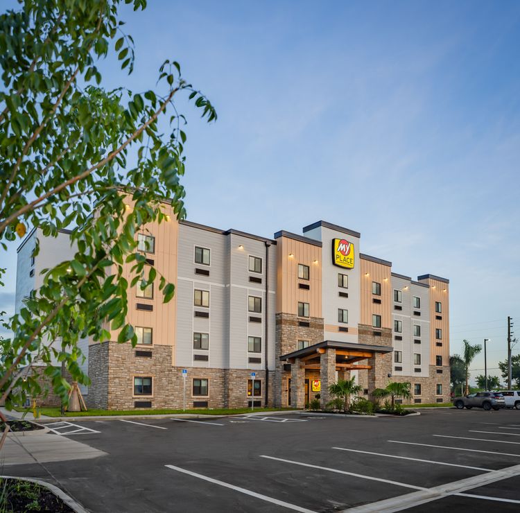 Port Charlotte hotel exterior