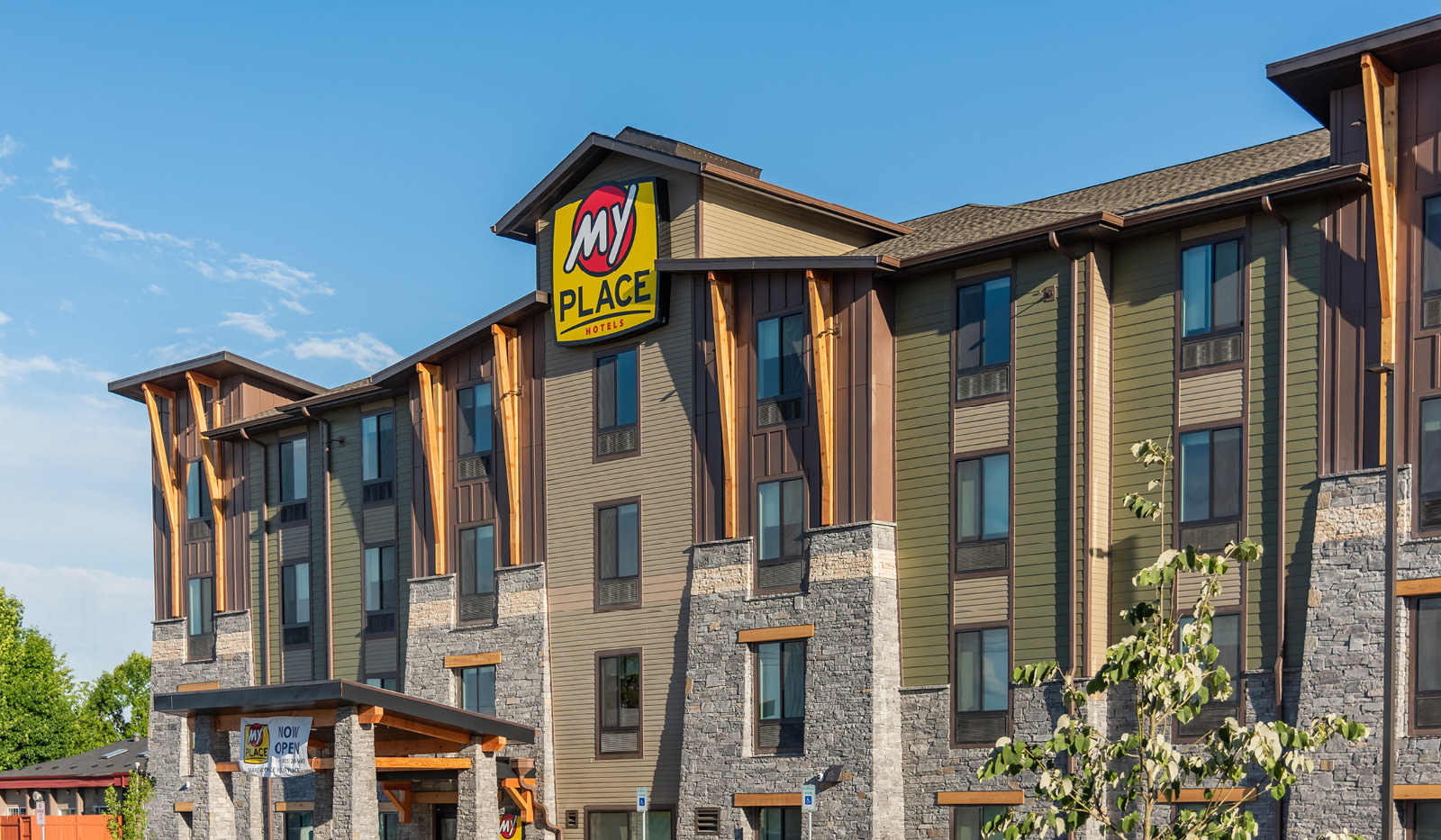 Exterior of My Place Hotel-Portland East, OR