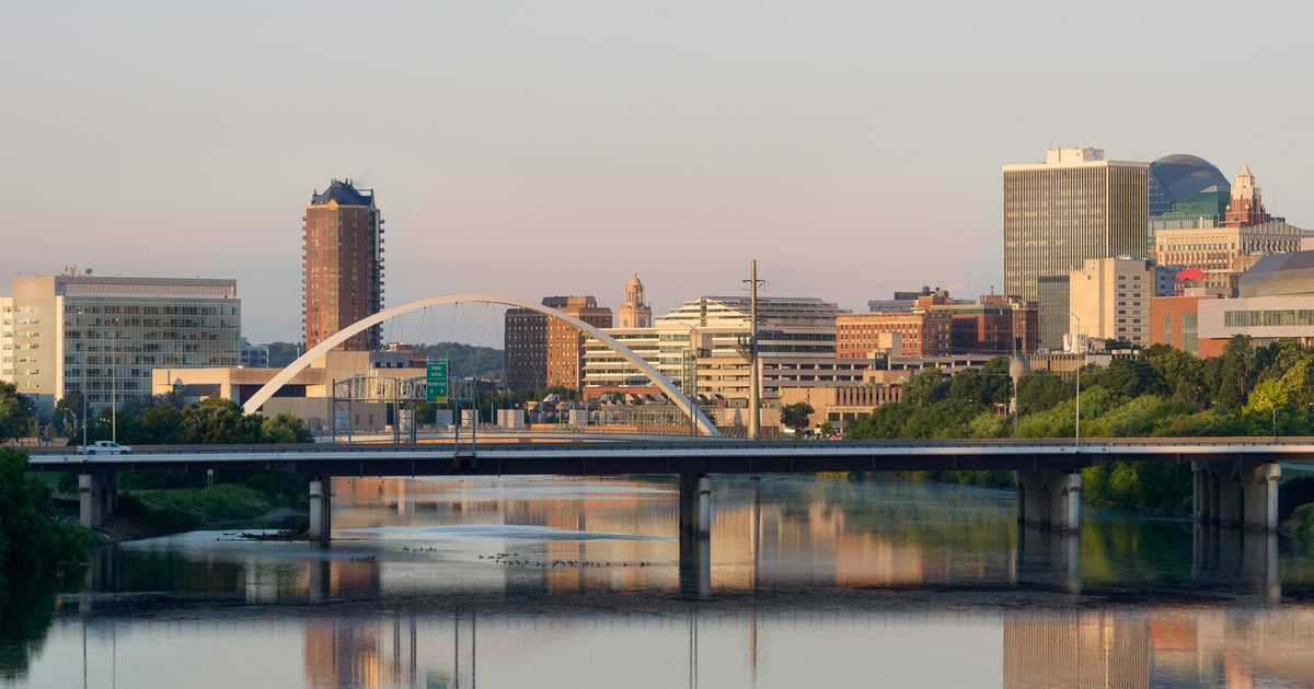 Overview of Des Moines city